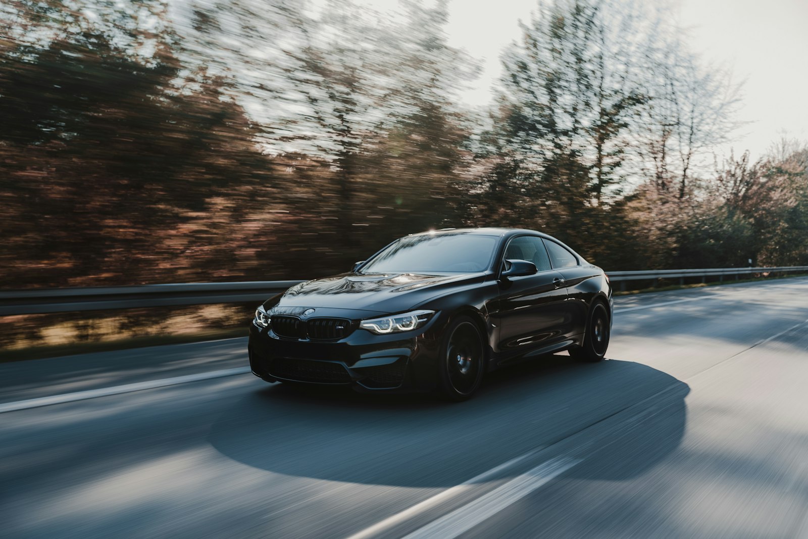 BMW plateado